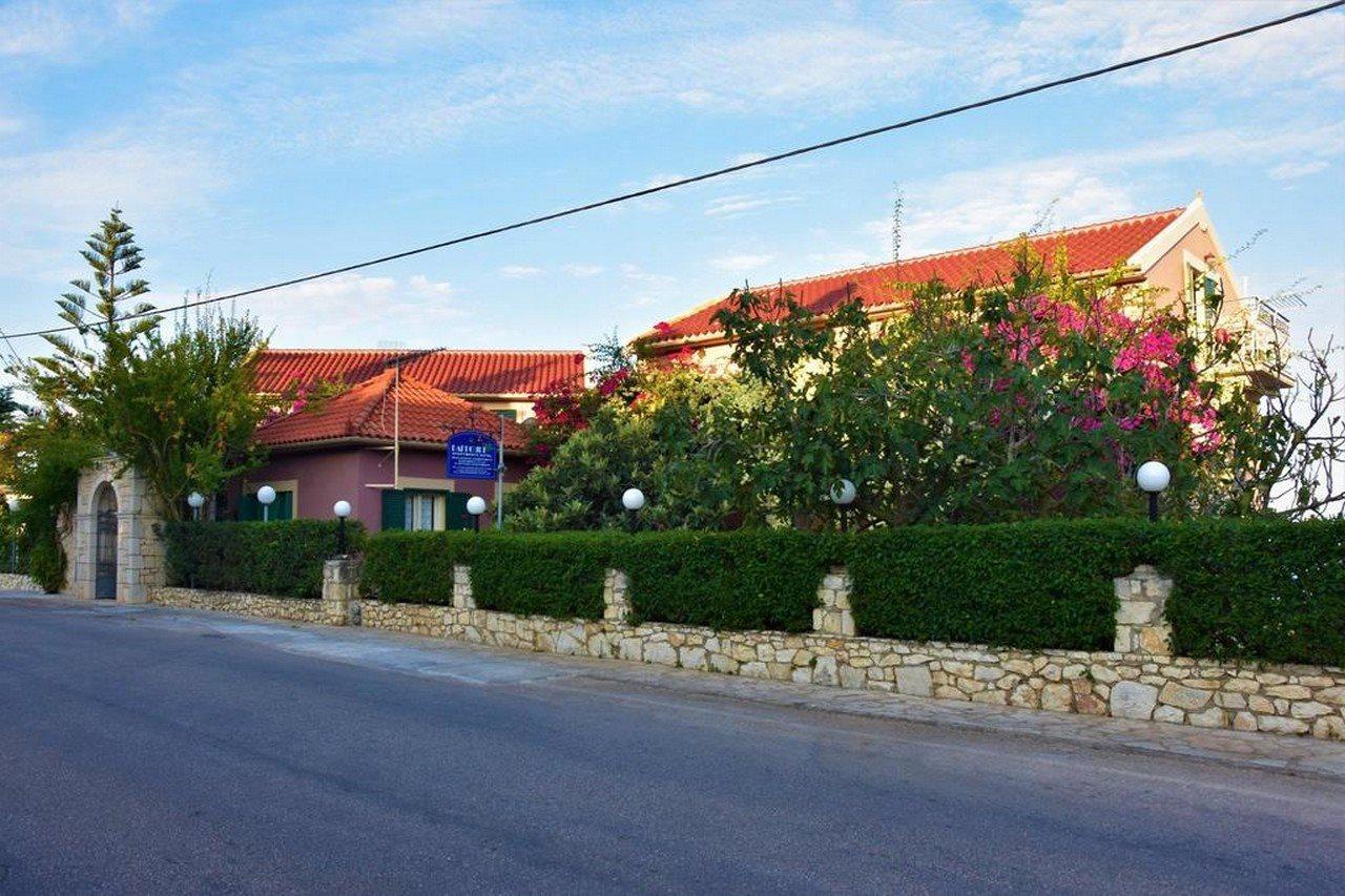 Dafnoudi Hotel Apartments Antipata  Buitenkant foto