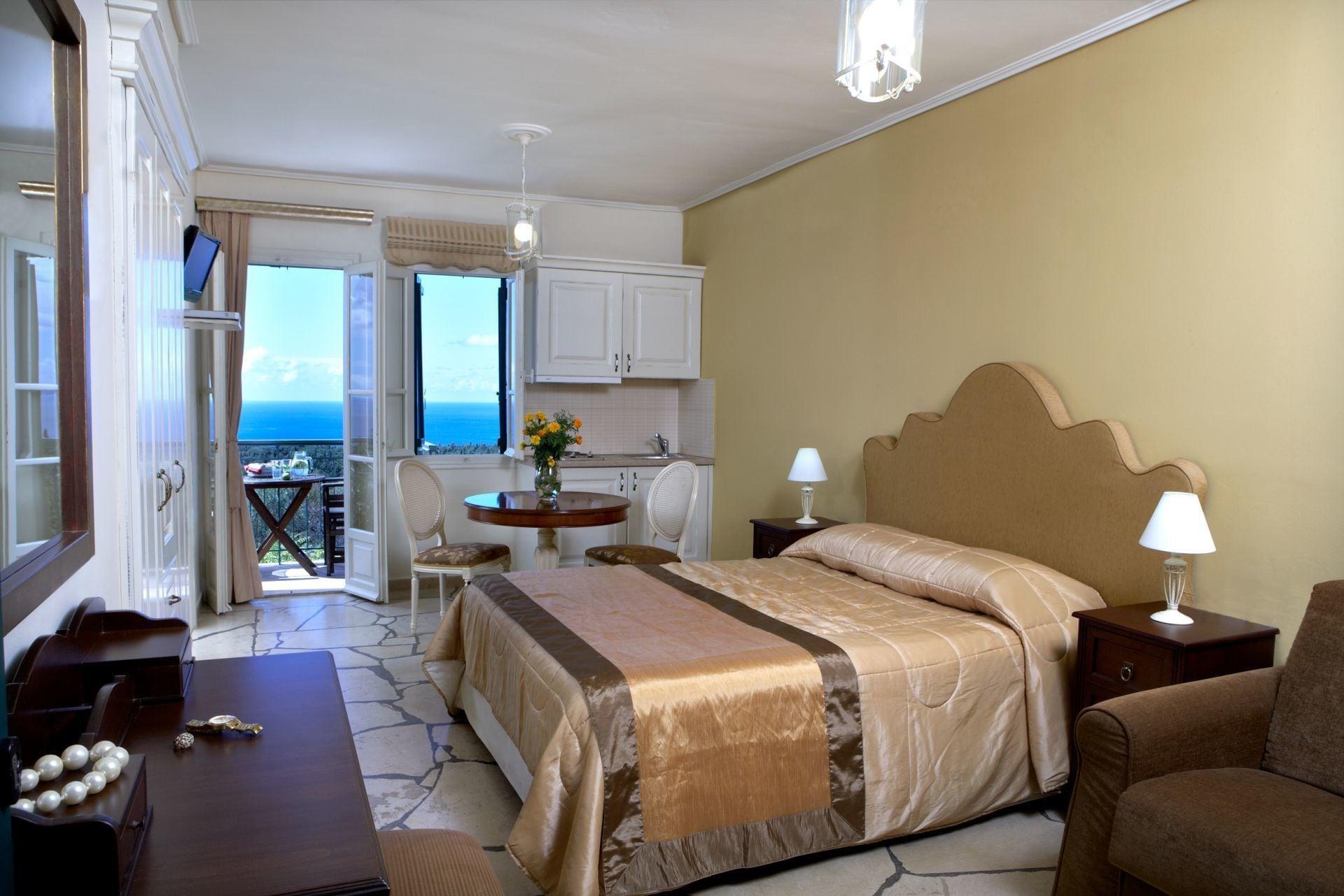 Dafnoudi Hotel Apartments Antipata  Buitenkant foto